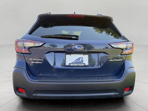 Used 2025 Subaru Outback Premium w/ Popular Package #1A AWD/4WD image 25