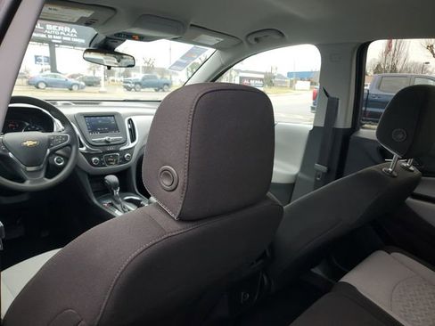 Certified 2024 Chevrolet Equinox LS w/ LS Convenience Package image 9