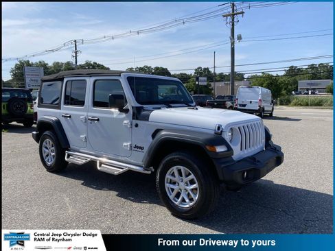 Used 2023 Jeep Wrangler Unlimited Sport AWD/4WD image 1
