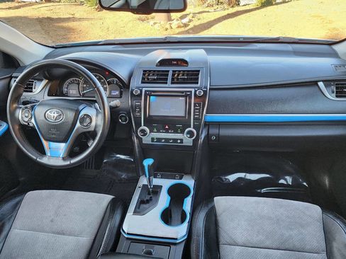 Used 2012 Toyota Camry SE w/ Leather Pkg image 9