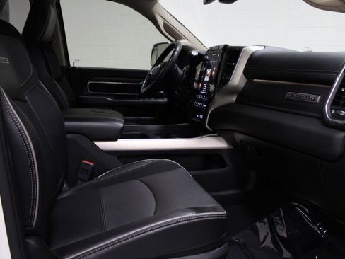 Used 2020 RAM 2500 Laramie image 22