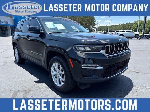 Used 2024 Jeep Grand Cherokee Limited AWD/4WD image 1