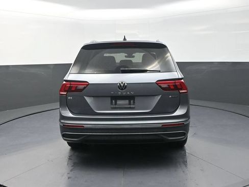 Used 2024 Volkswagen Tiguan SE AWD/4WD image 7