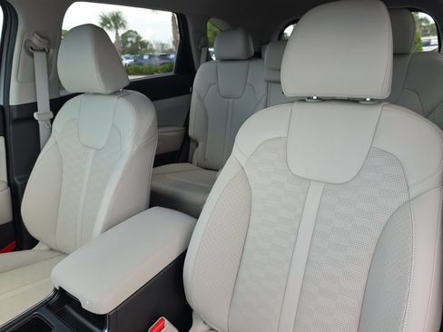 New 2026 Kia Sorento S FWD image 22