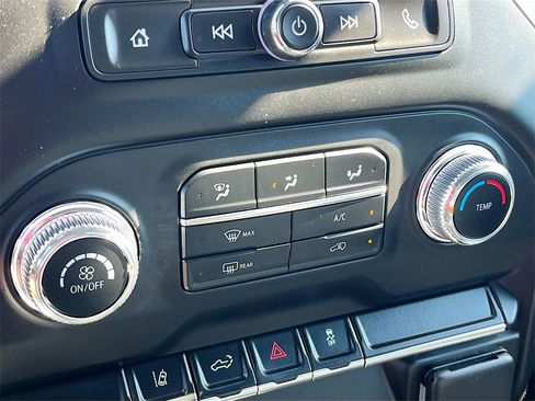 Used 2024 GMC Sierra 2500 Pro w/ Convenience Package image 15