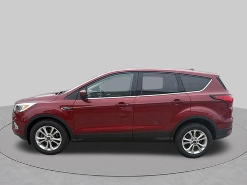 Used 2019 Ford Escape SE FWD image 3