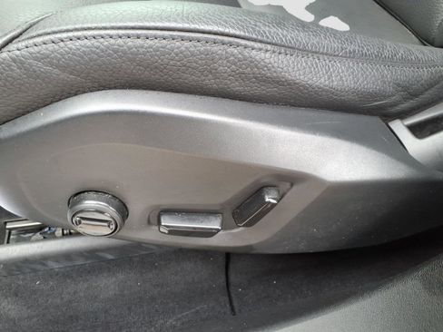 Used 2022 Volvo XC60 B5 Momentum w/ Advanced Package image 15