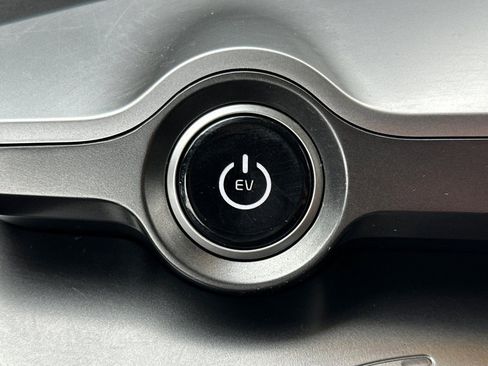 Used 2024 Kia EV6 Light image 25