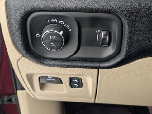 Used 2020 RAM 1500 Big Horn image 14