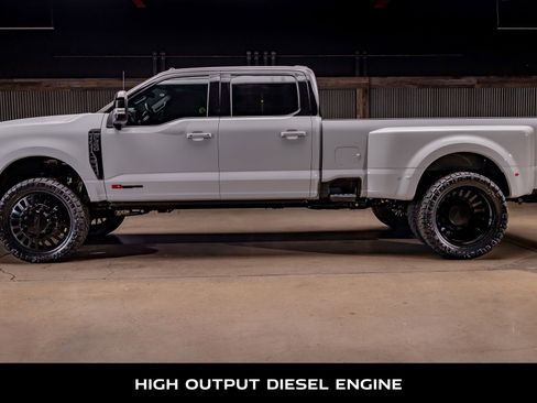 Used 2025 Ford F350 XL image 6