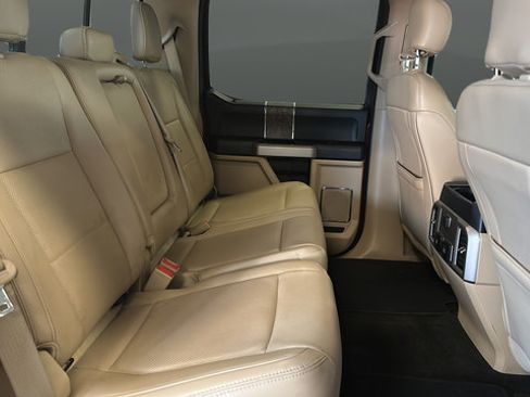 Used 2018 Ford F250 Lariat w/ Chrome Package AWD/4WD image 22