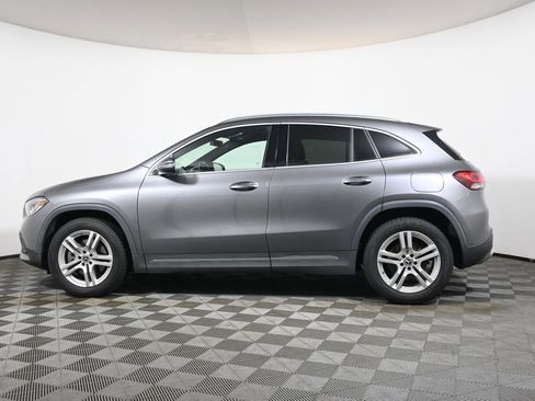 Used 2021 Mercedes-Benz GLA 250 4MATIC image 2