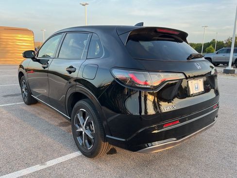 Used 2024 Honda HR-V EX-L image 6