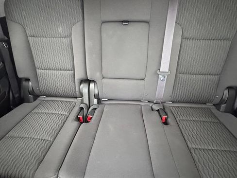Used 2017 GMC Yukon SLE w/ Convenience Package AWD/4WD image 32