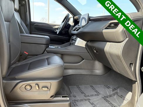 Used 2024 Chevrolet Suburban Z71 w/ Off-Road Capability Package image 43