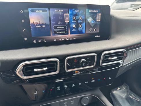 New 2026 Nissan Sentra SR FWD image 21