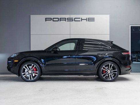 New 2026 Porsche Cayenne S image 2