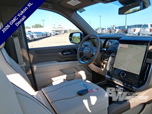 New 2026 GMC Yukon XL Denali w/ LPO, Floor Liner Package AWD/4WD image 15
