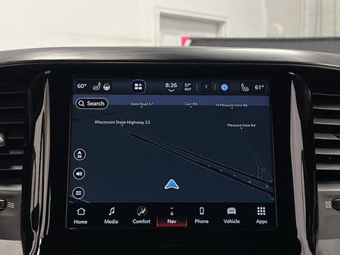 Used 2024 RAM 1500 Laramie image 9