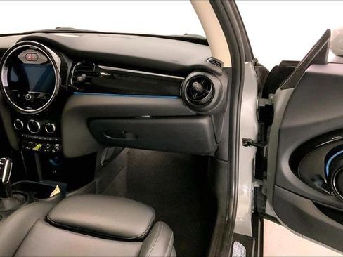 Used 2022 MINI Cooper SE image 23