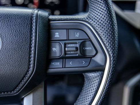 Used 2025 Toyota Tundra Limited image 7