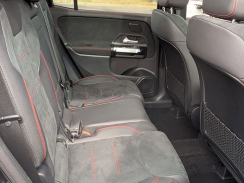 Certified 2025 Mercedes-Benz GLB 250 4MATIC image 37