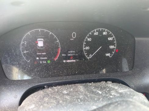 Used 2023 Honda HR-V LX image 6