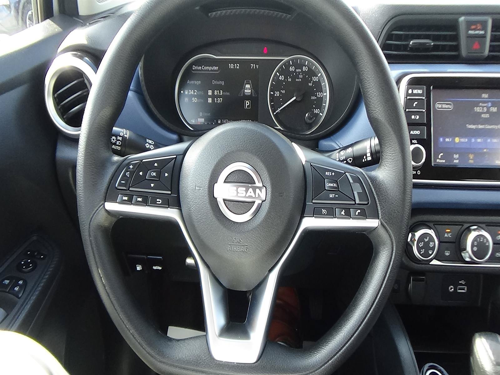Used 2025 Nissan Versa SV FWD image 18