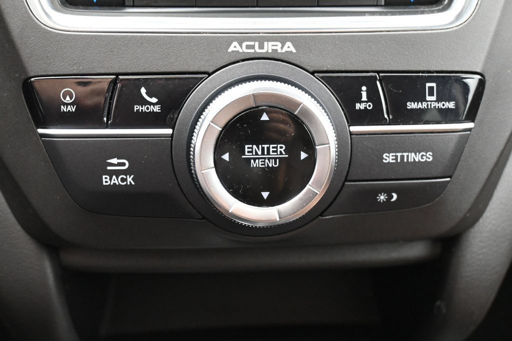 Used 2019 Acura MDX w/ Technology Package AWD/4WD image 17