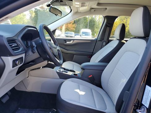 New 2026 Ford Escape Active w/ Active Premium Tech Pack image 7