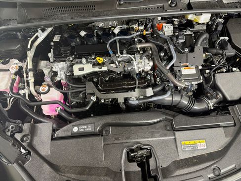 Used 2026 Toyota Prius LE FWD image 30