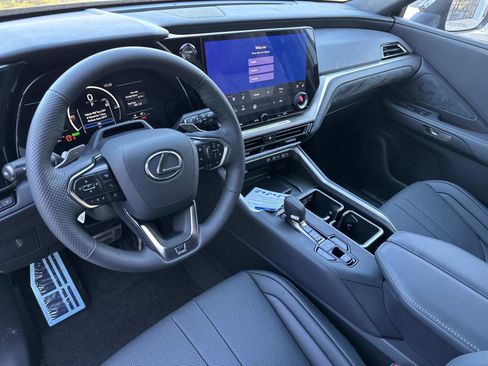 New 2026 Lexus TX 500h AWD image 20