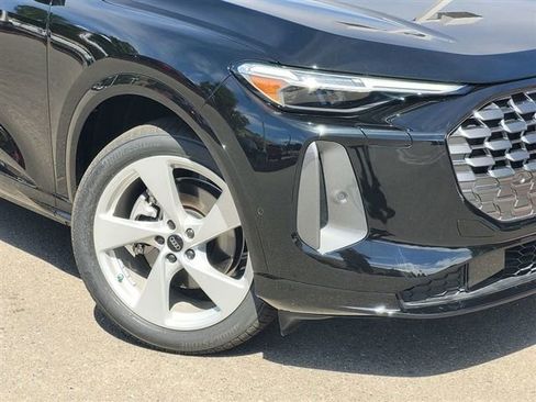 Used 2025 Audi Q5 Premium Plus w/ Premium Plus image 7