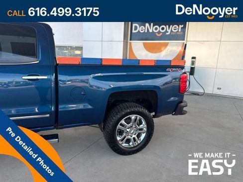 Used 2017 Chevrolet Silverado 2500 High Country w/ Duramax Plus Package AWD/4WD image 36