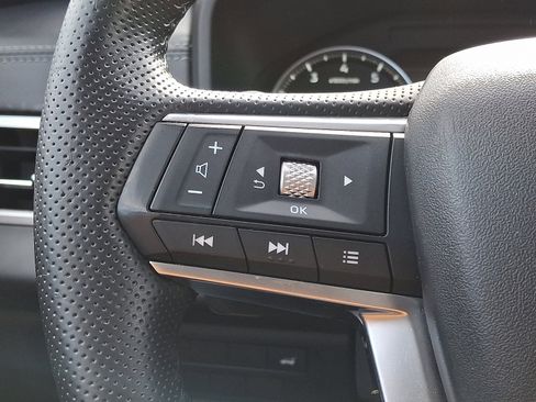 Used 2022 Mitsubishi Outlander SE image 24