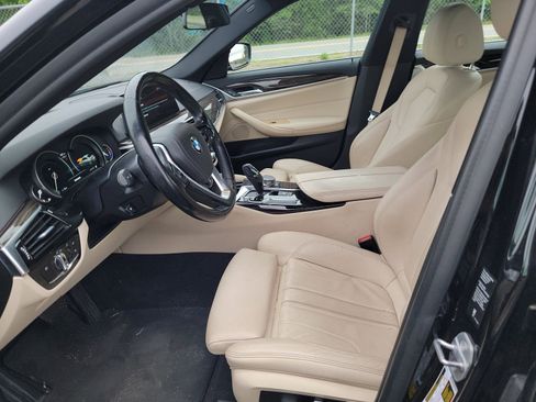 Used 2018 BMW 540i xDrive AWD/4WD image 8