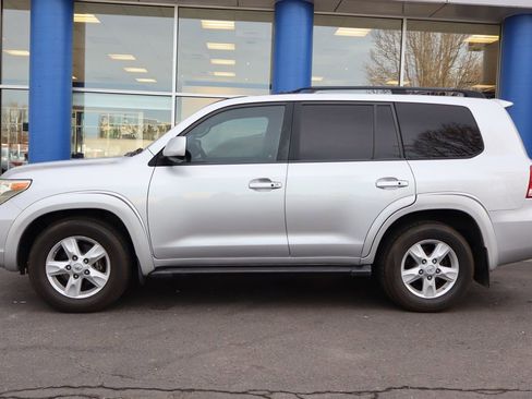 Used 2009 Toyota Land Cruiser image 2