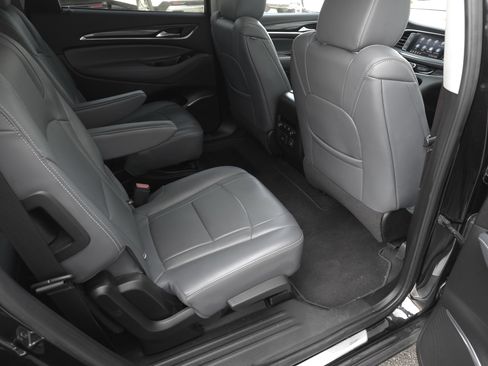 Used 2021 Buick Enclave Essence w/ Sound and Sites Package image 25