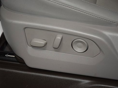 Used 2025 Chevrolet Silverado 1500 LTZ w/ LTZ Premium Package image 40