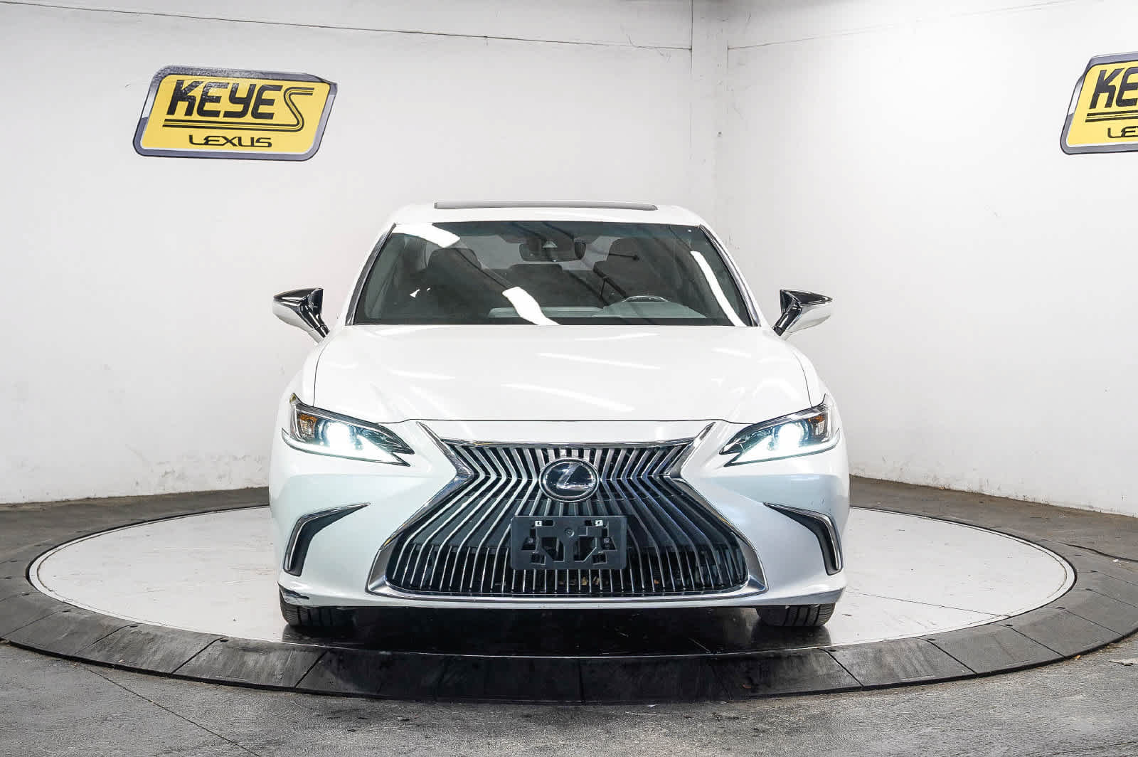 Used 2021 Lexus ES 350 w/ Accessory Package 2 FWD image 6
