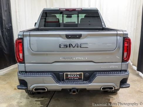 Used 2024 GMC Sierra 1500 Denali Ultimate AWD/4WD image 8