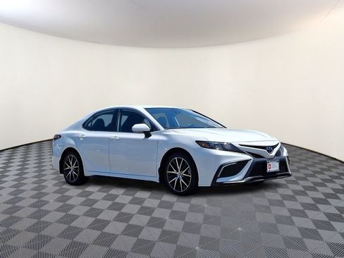 Certified 2024 Toyota Camry SE FWD image 5