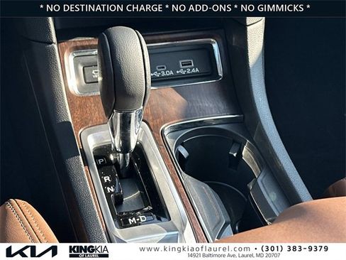 Used 2025 Subaru Ascent Touring image 5