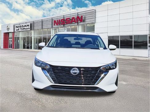 Certified 2024 Nissan Sentra SV image 2