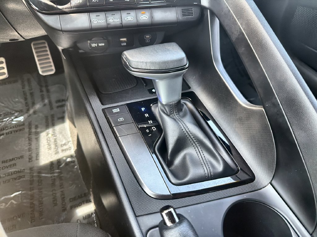 Used 2025 Hyundai Elantra Sport FWD image 20