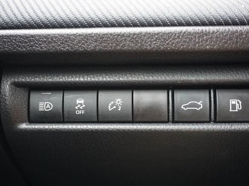 Used 2025 Toyota Camry SE FWD image 26