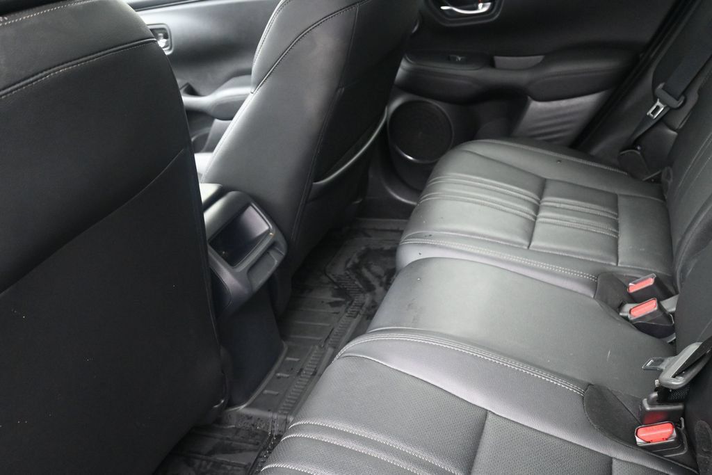Used 2025 Honda HR-V EX-L image 17