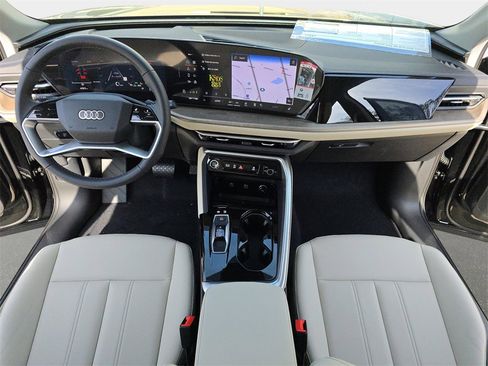 New 2025 Audi Q5 Premium image 35