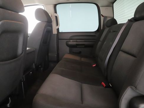 Used 2011 Chevrolet Silverado 2500 LT w/ Snow Plow Prep Package image 26