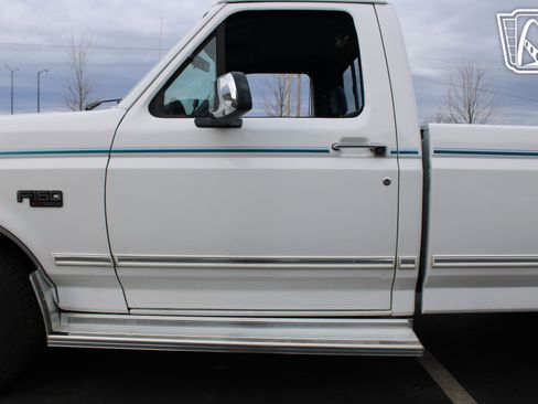 Used 1995 Ford F150 2WD Regular Cab image 39